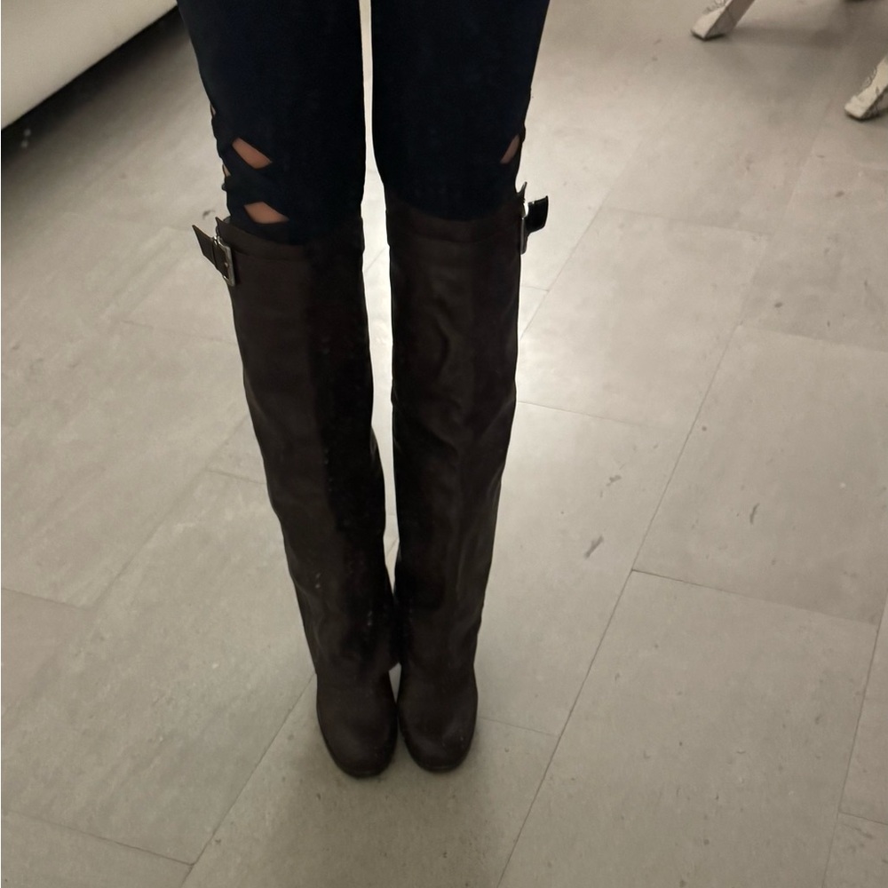 CHANEL Brown Heeled Boots - Picture 5 of 12